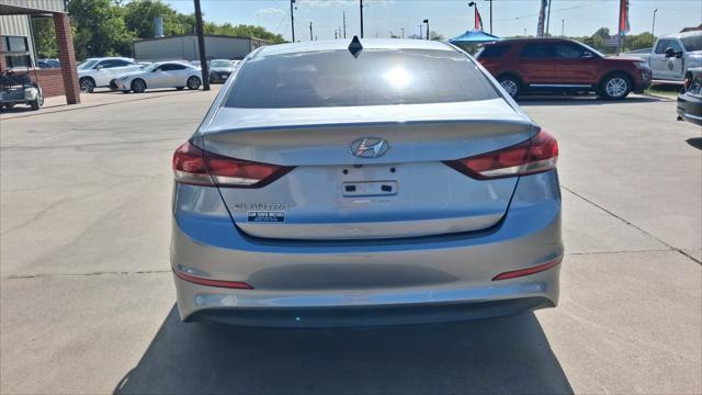 Hyundai Elantra  2017