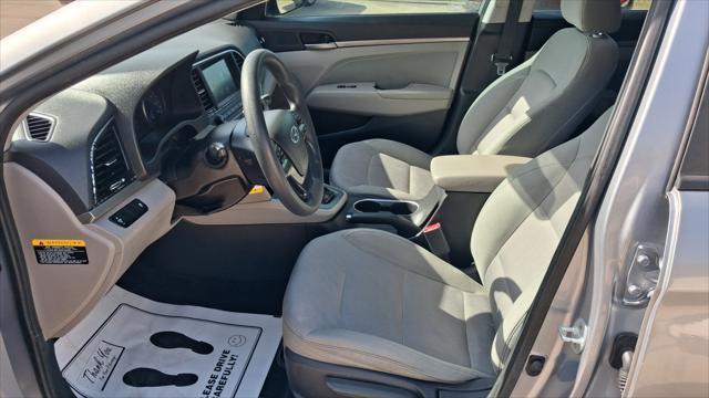 Hyundai Elantra  2017