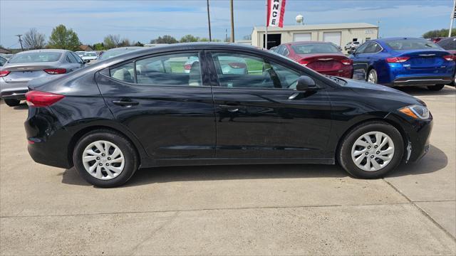 Hyundai Elantra  2018
