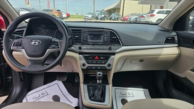 Hyundai Elantra  2018