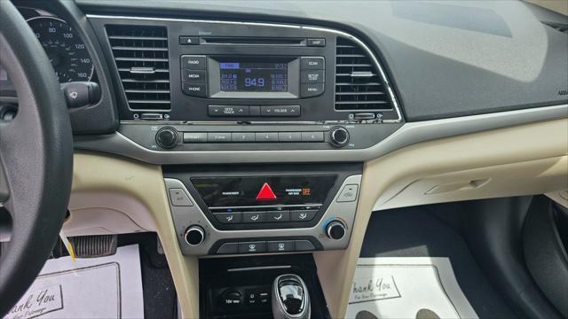 Hyundai Elantra  2018