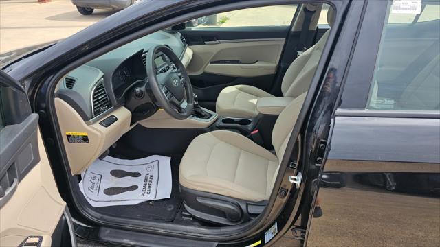 Hyundai Elantra  2018