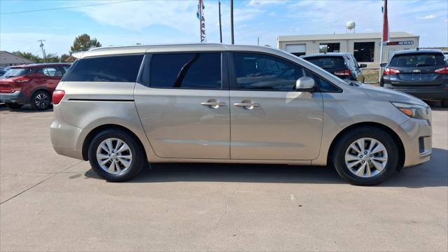 Kia Sedona  2015