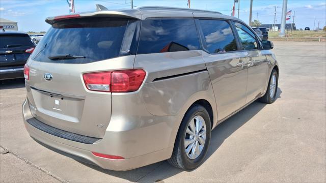 Kia Sedona  2015