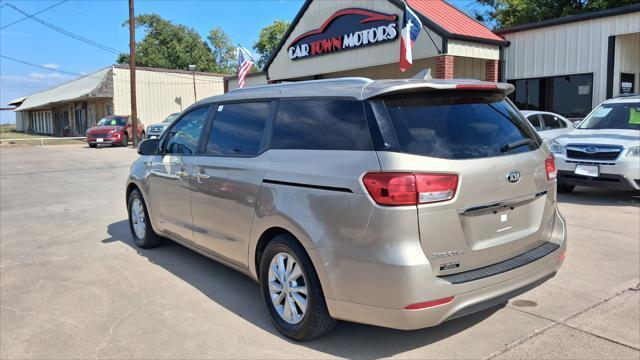 Kia Sedona  2015