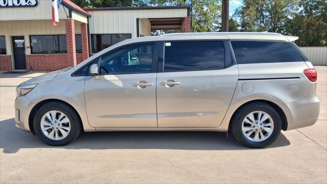 Kia Sedona  2015