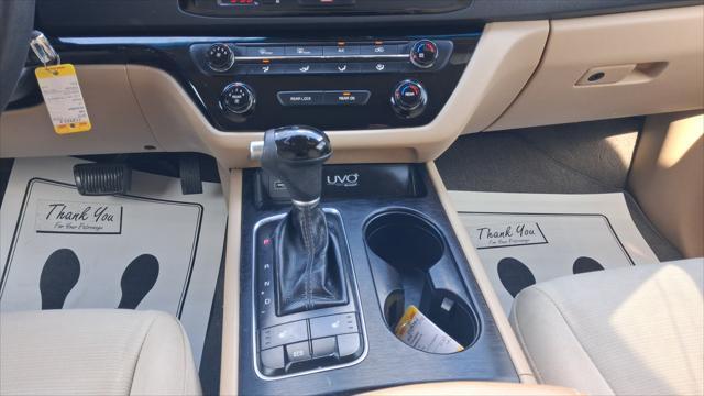 Kia Sedona  2015