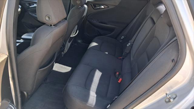 Chevrolet Malibu  2018
