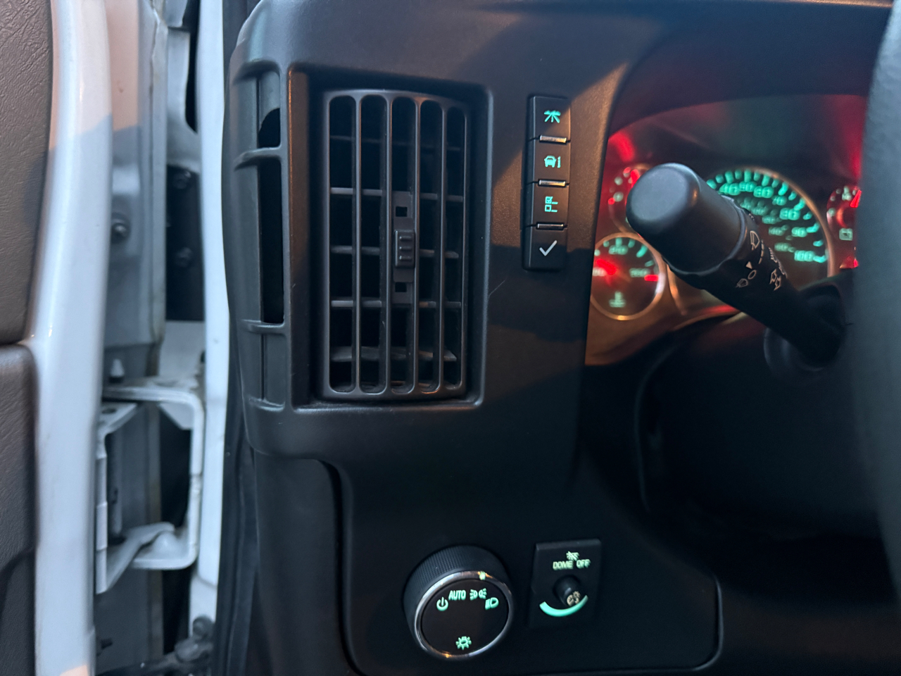 Chevrolet Express G3500 139" 2020