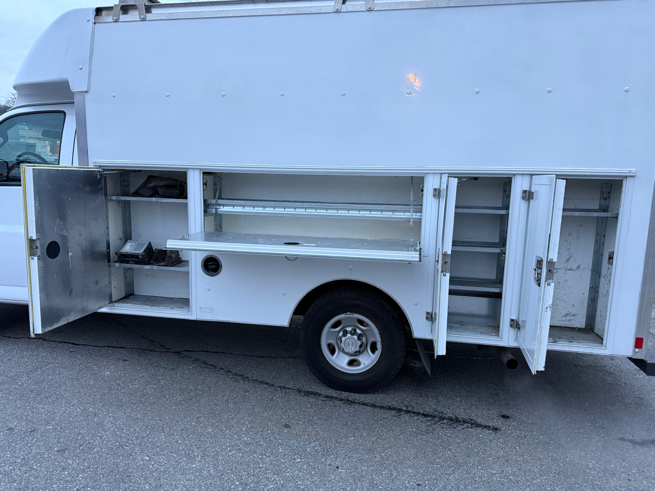 Chevrolet Express G3500 139" 2020