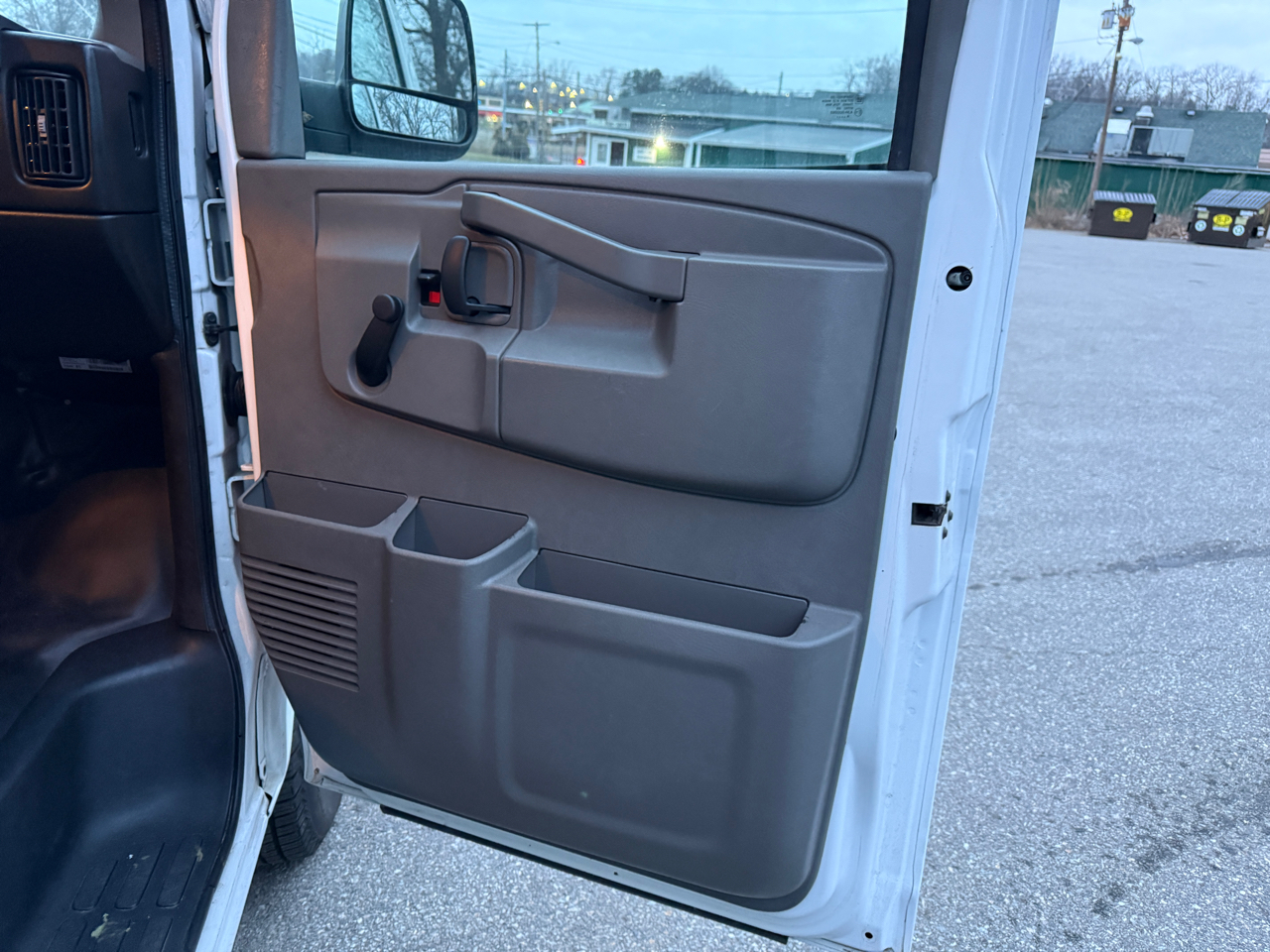 Chevrolet Express G3500 139" 2020