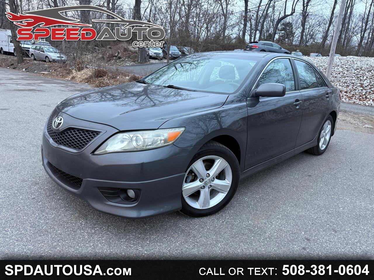 2011 Toyota Camry SE 6-Spd AT