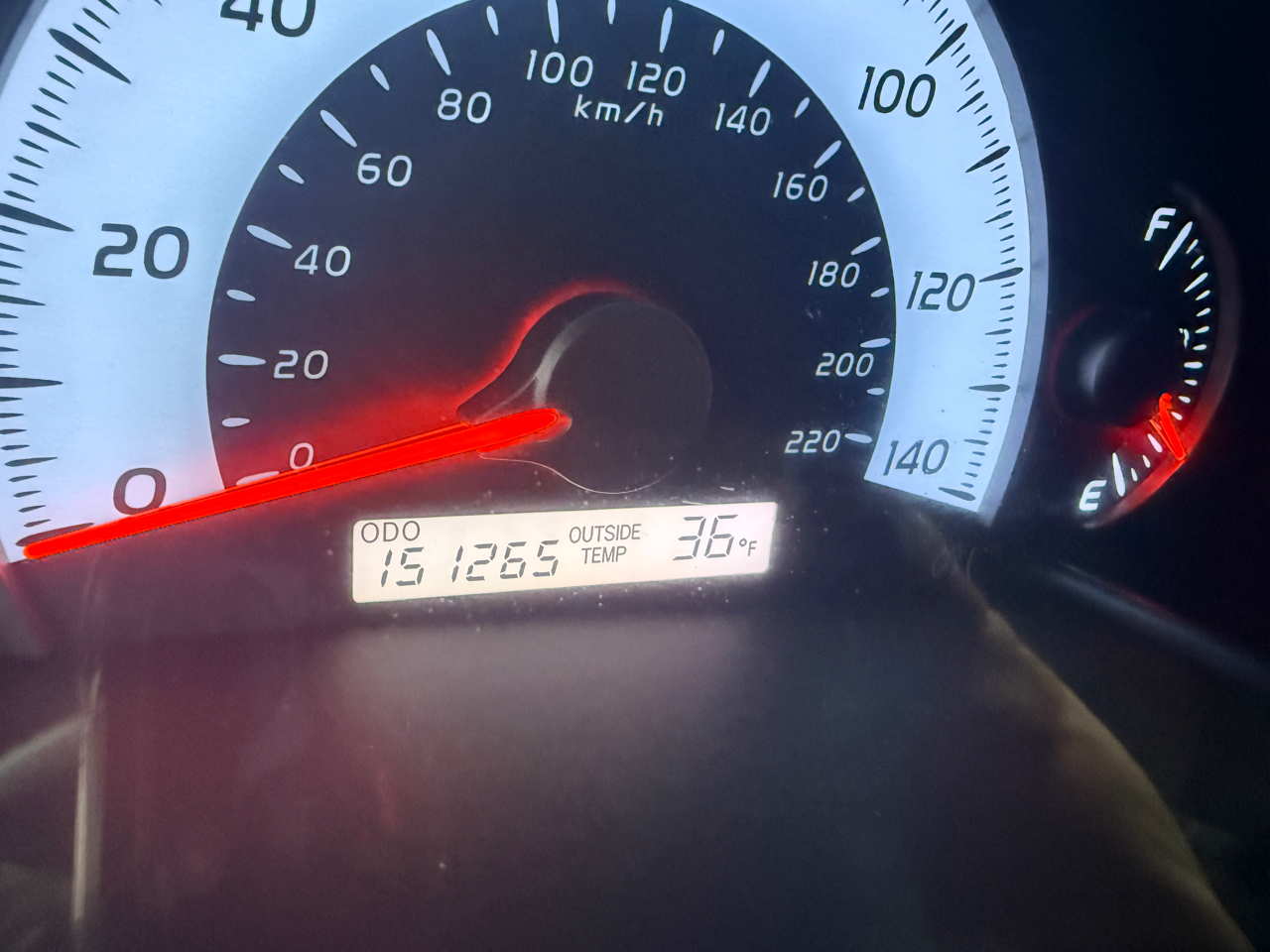 Toyota Camry SE 6-Spd AT 2011