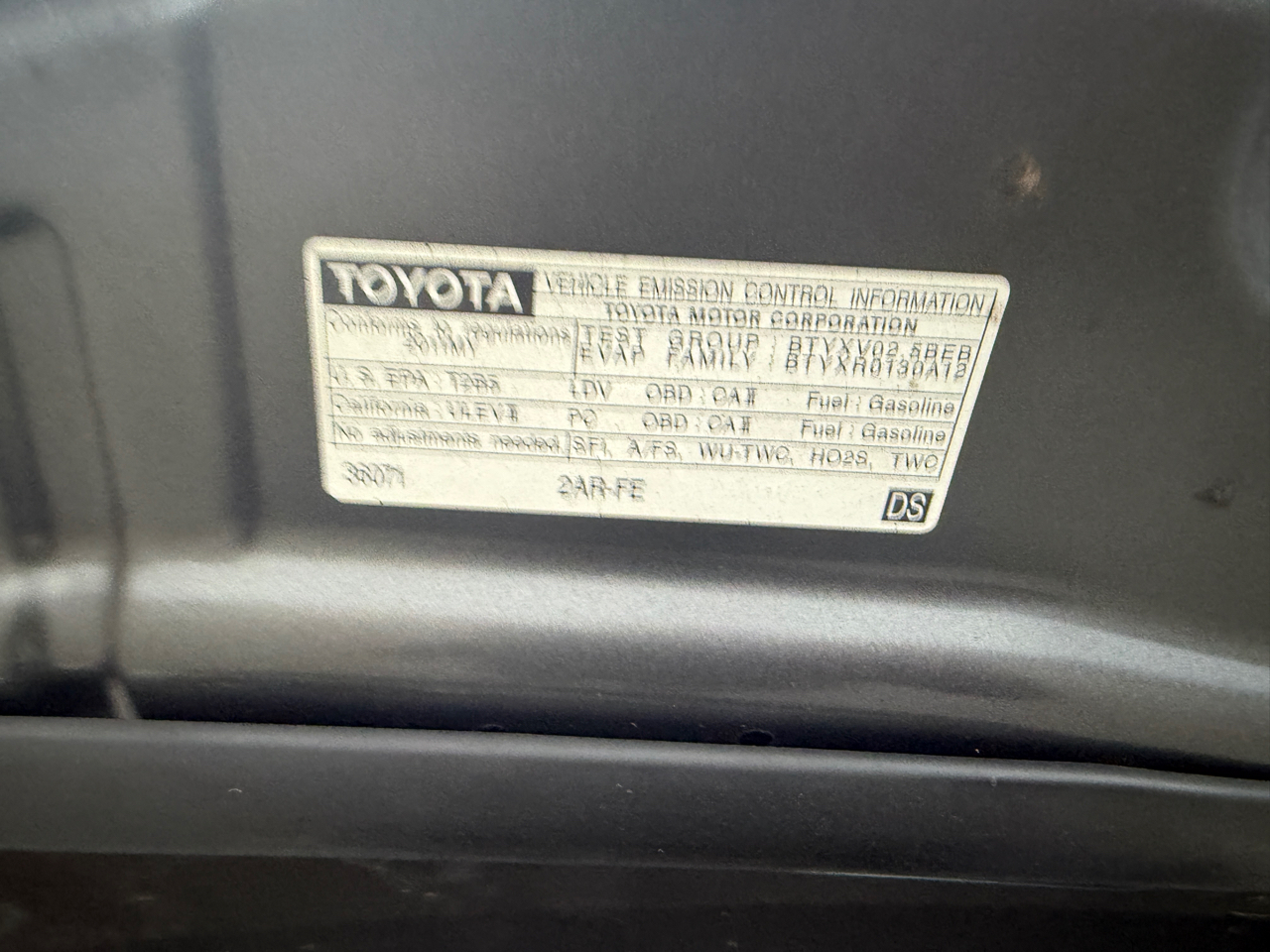 Toyota Camry SE 6-Spd AT 2011