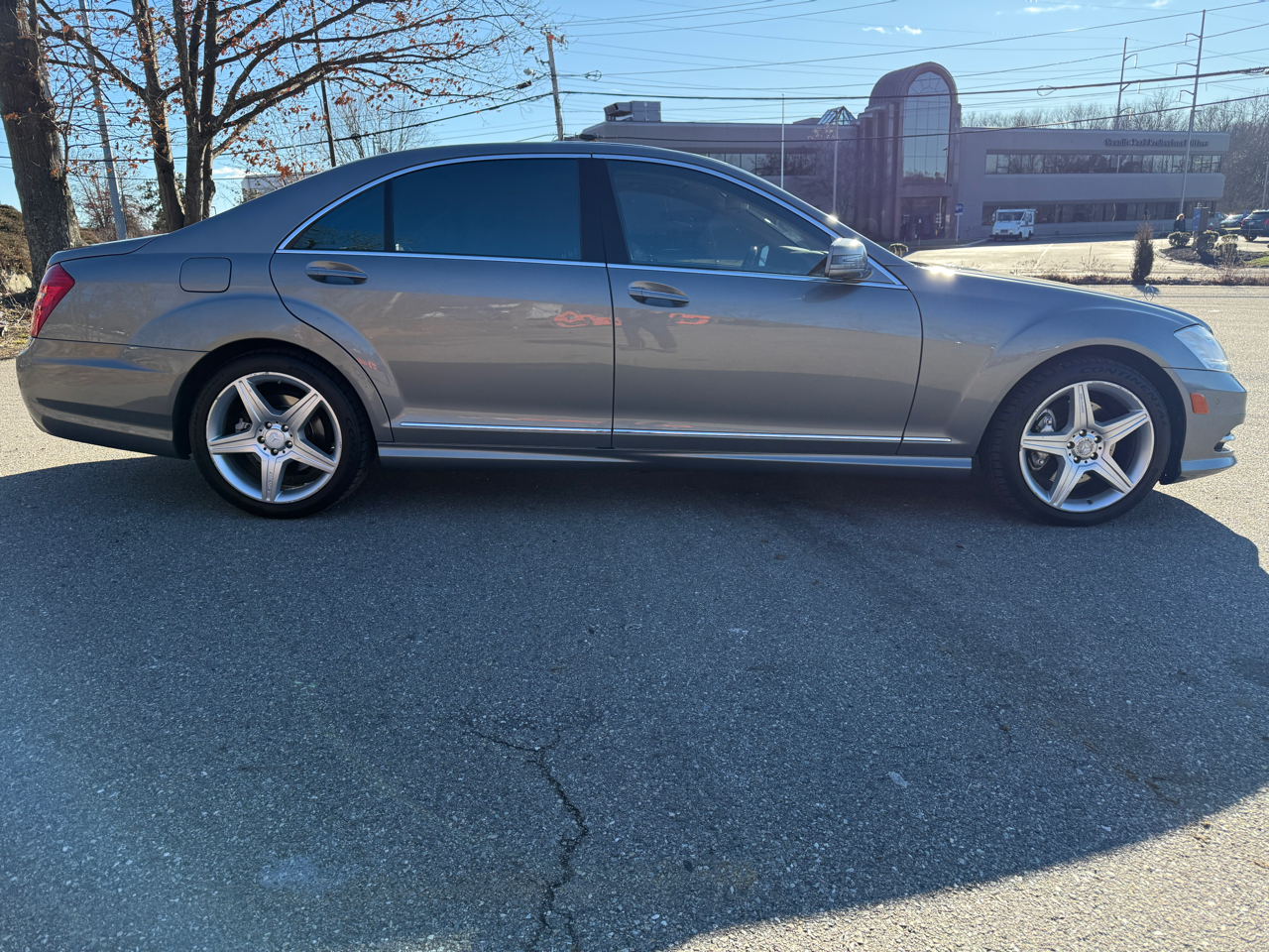 Mercedes-Benz S-Class S550 4-MATIC 2010