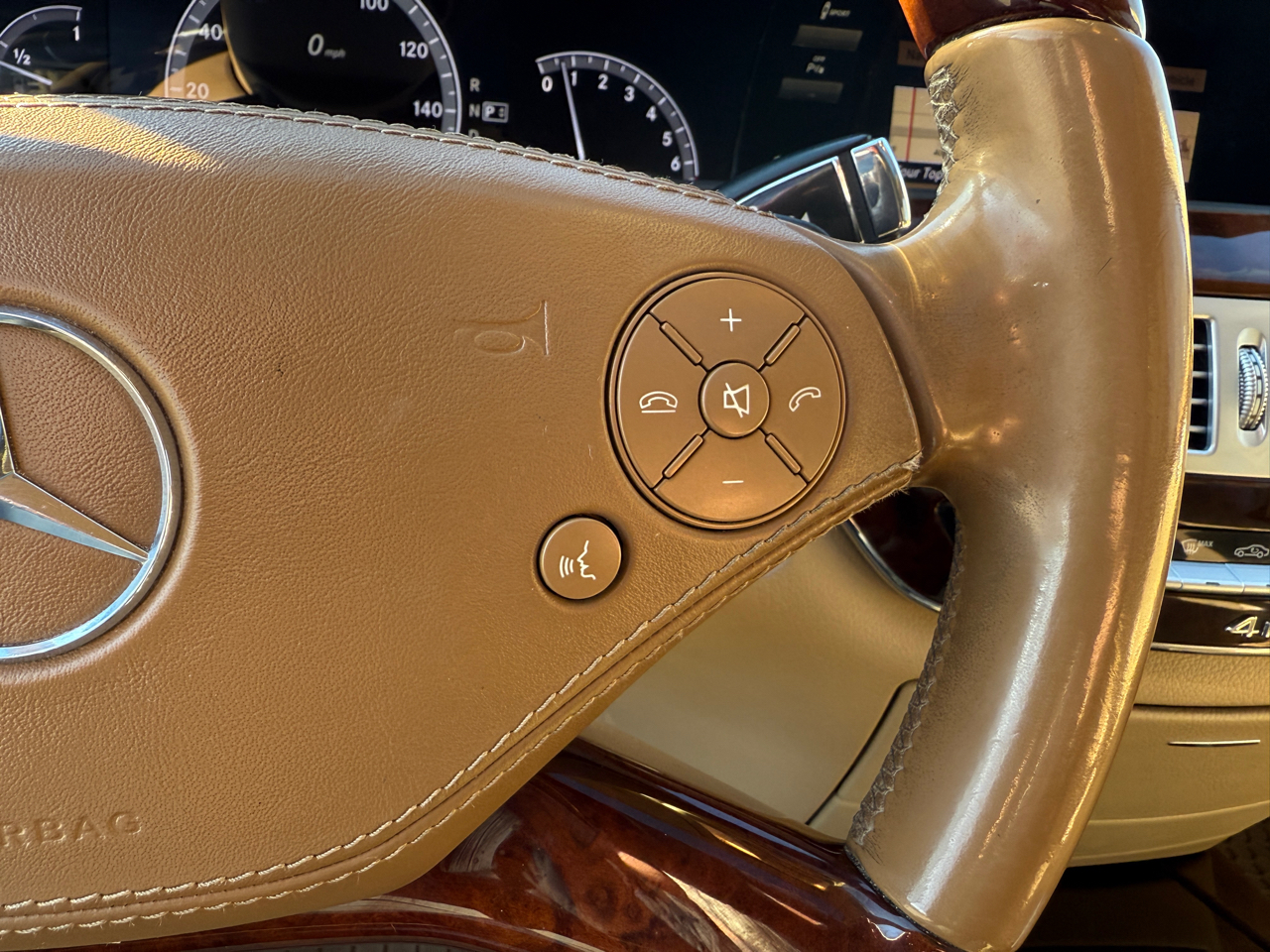 Mercedes-Benz S-Class S550 4-MATIC 2010