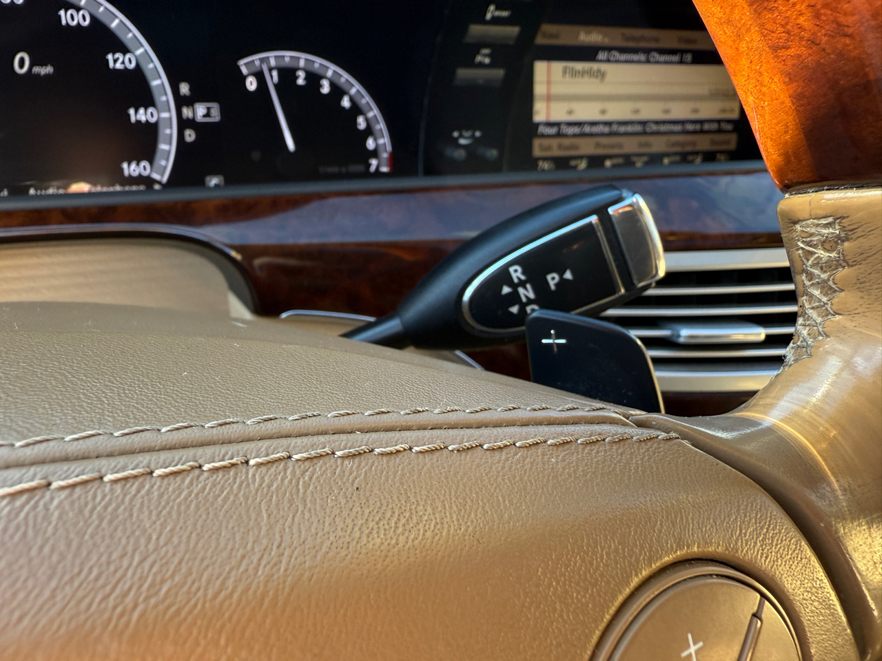 Mercedes-Benz S-Class S550 4-MATIC 2010