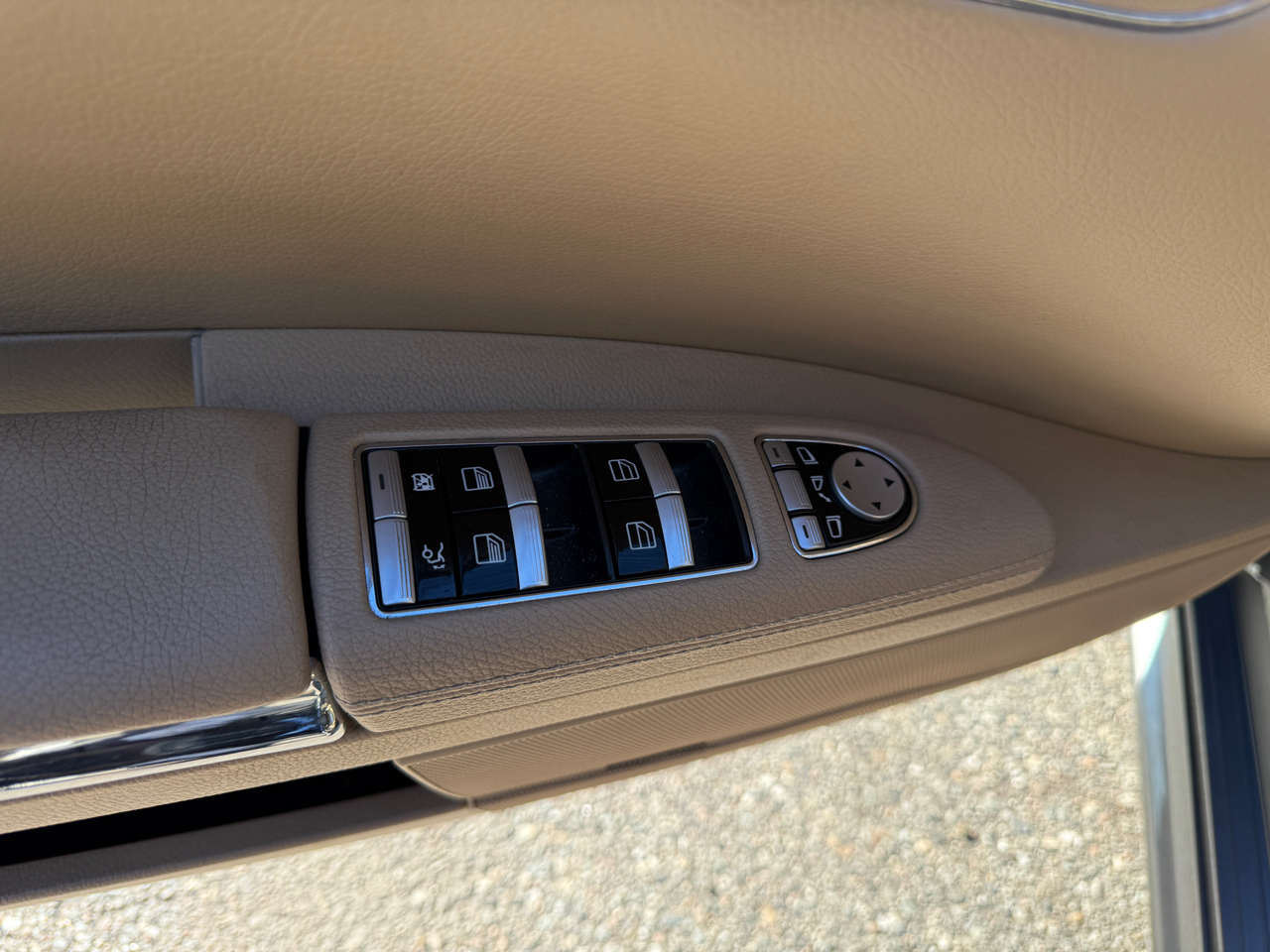 Mercedes-Benz S-Class S550 4-MATIC 2010