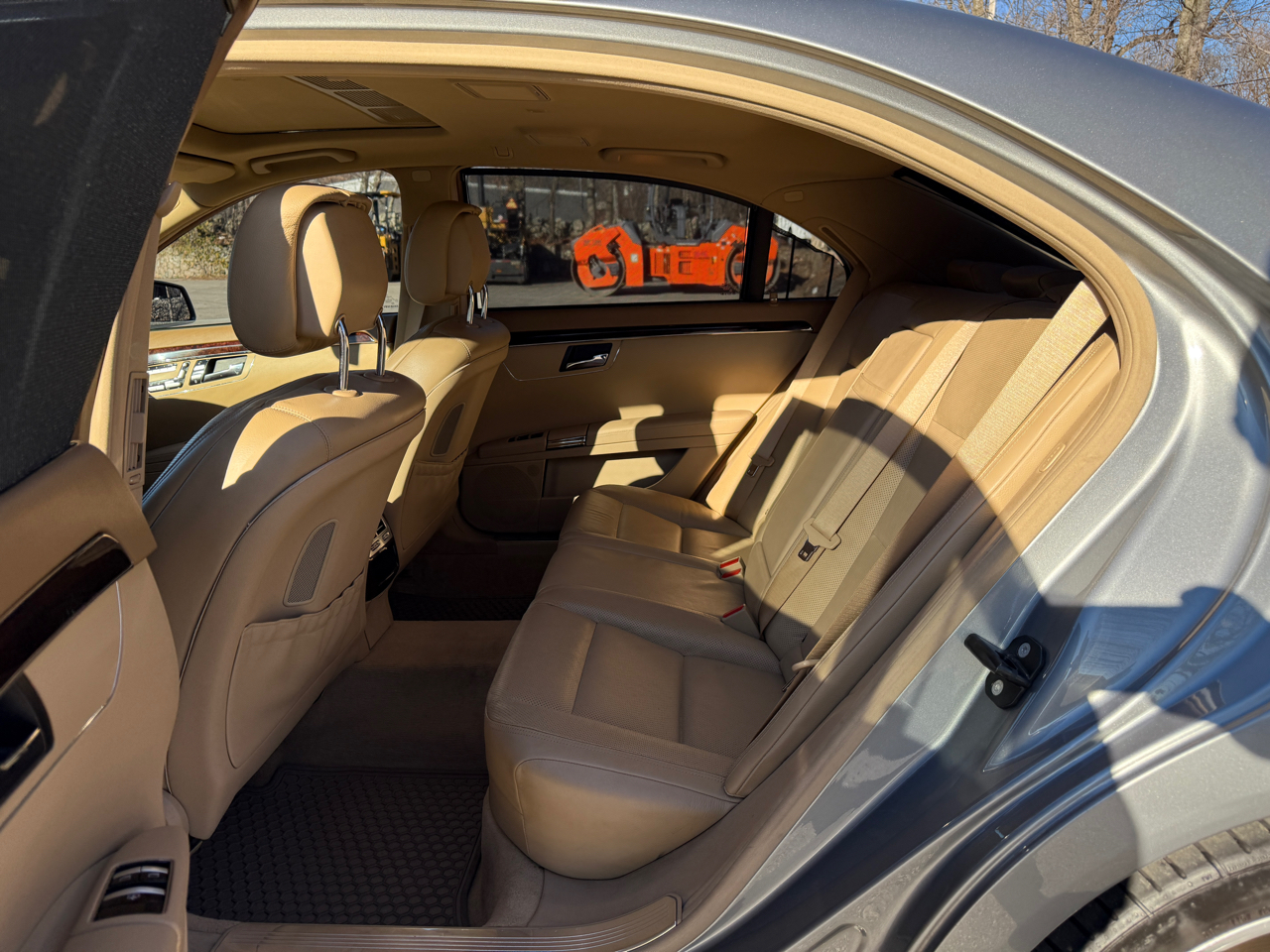 Mercedes-Benz S-Class S550 4-MATIC 2010