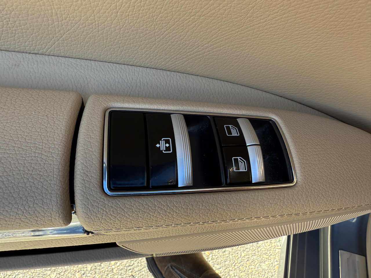 Mercedes-Benz S-Class S550 4-MATIC 2010