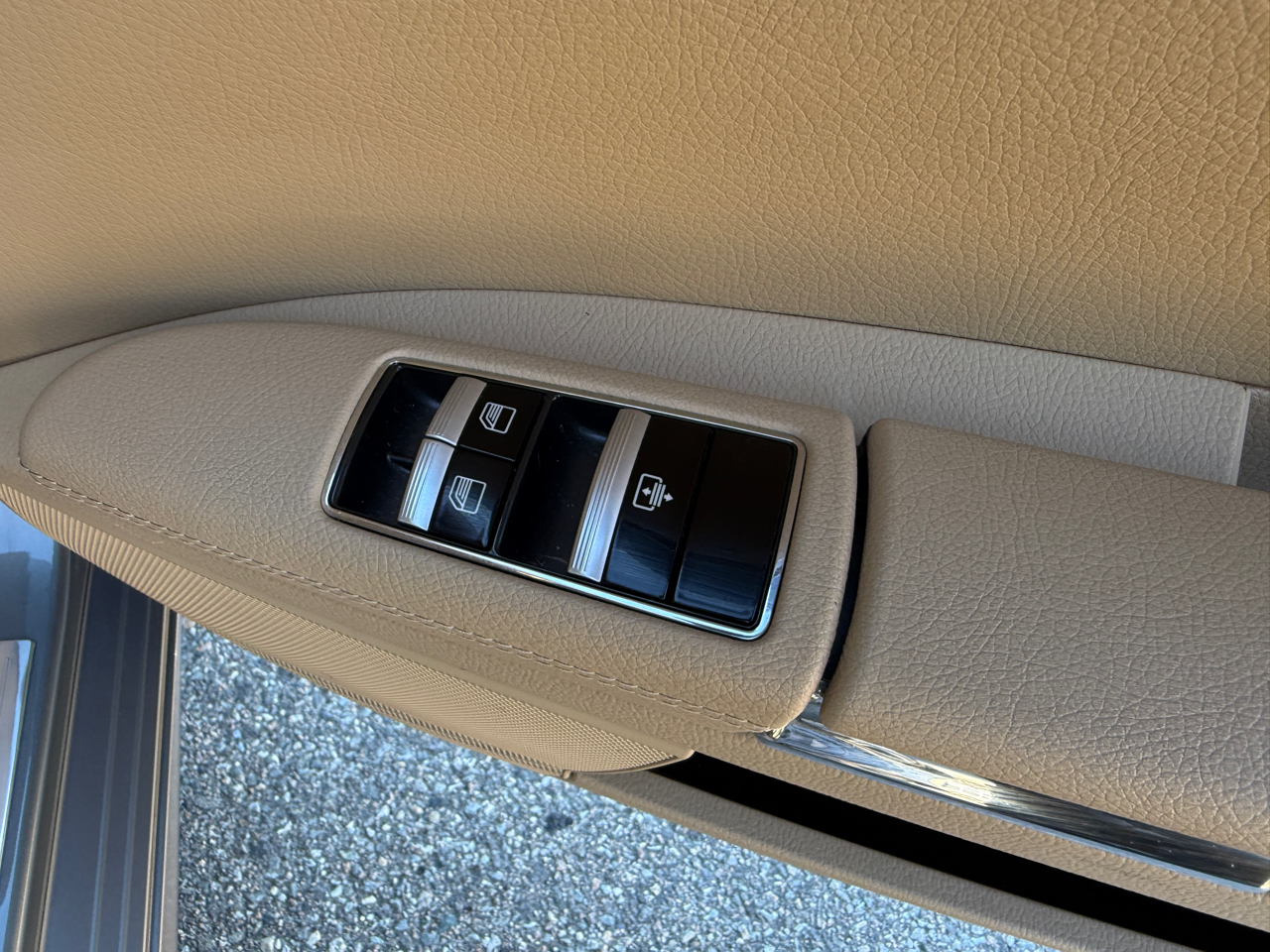 Mercedes-Benz S-Class S550 4-MATIC 2010