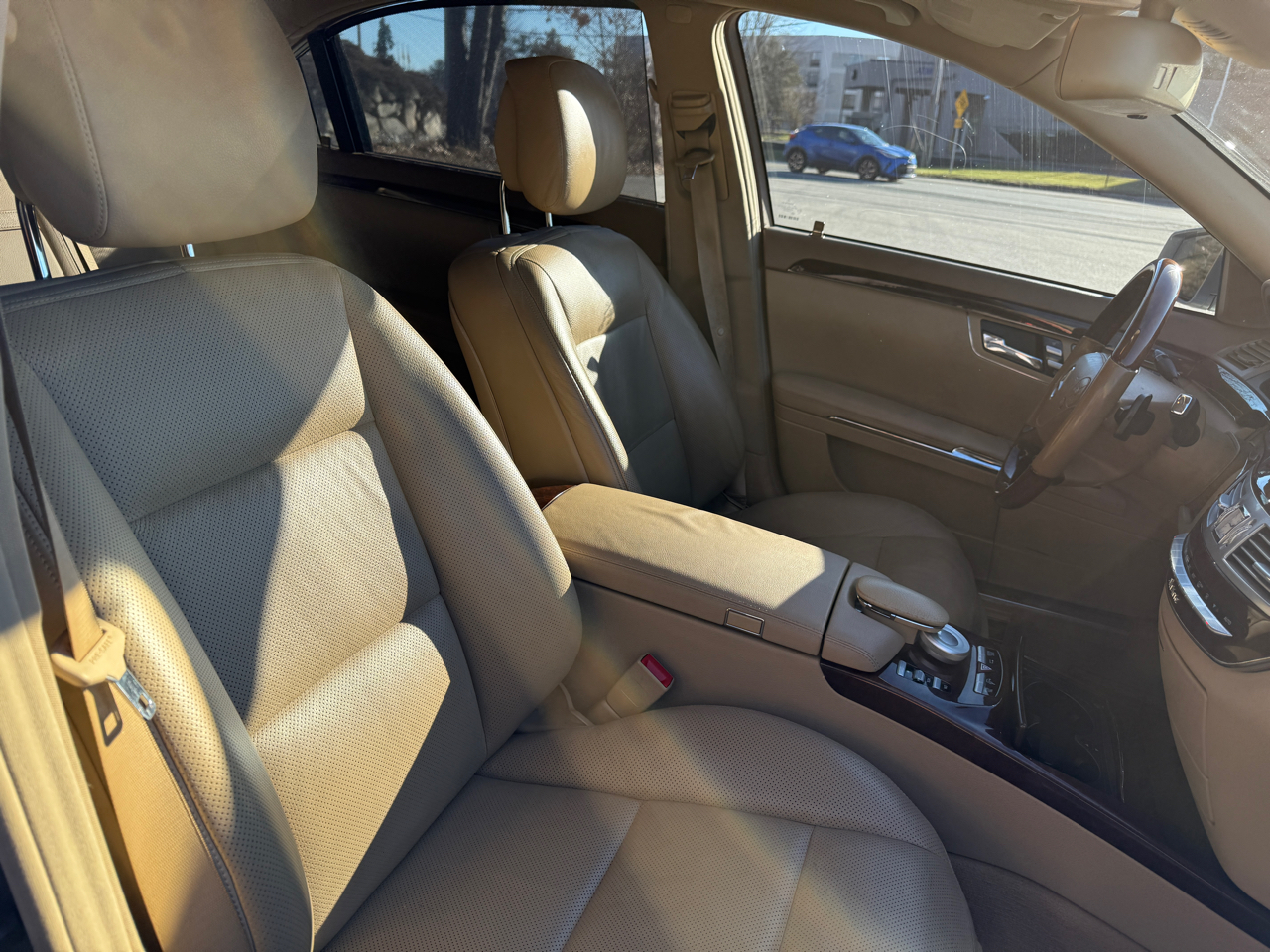 Mercedes-Benz S-Class S550 4-MATIC 2010