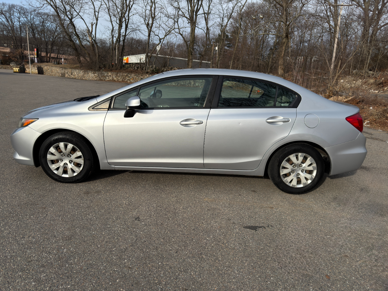 Honda Civic LX Sedan 5-Speed MT 2012