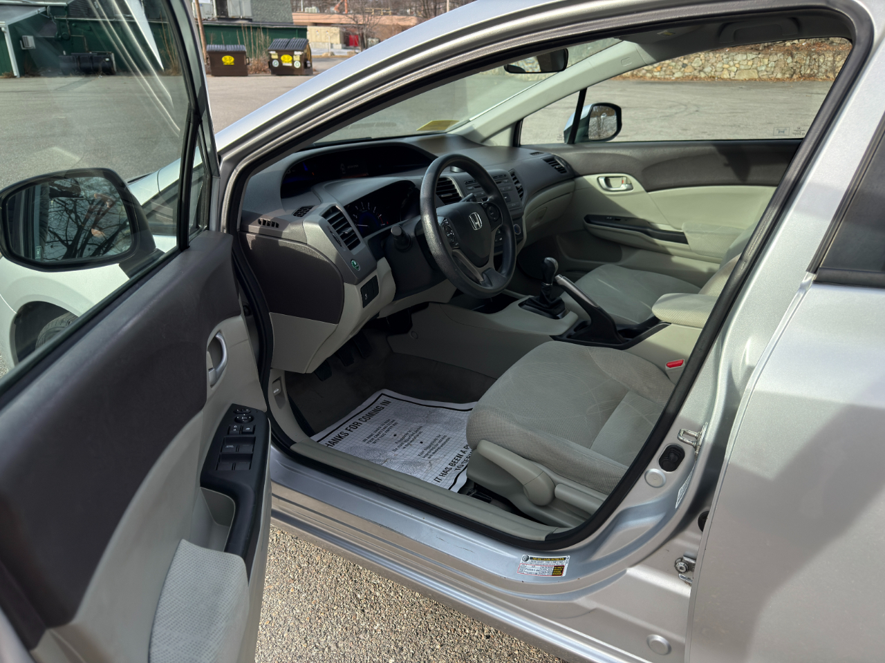 Honda Civic LX Sedan 5-Speed MT 2012