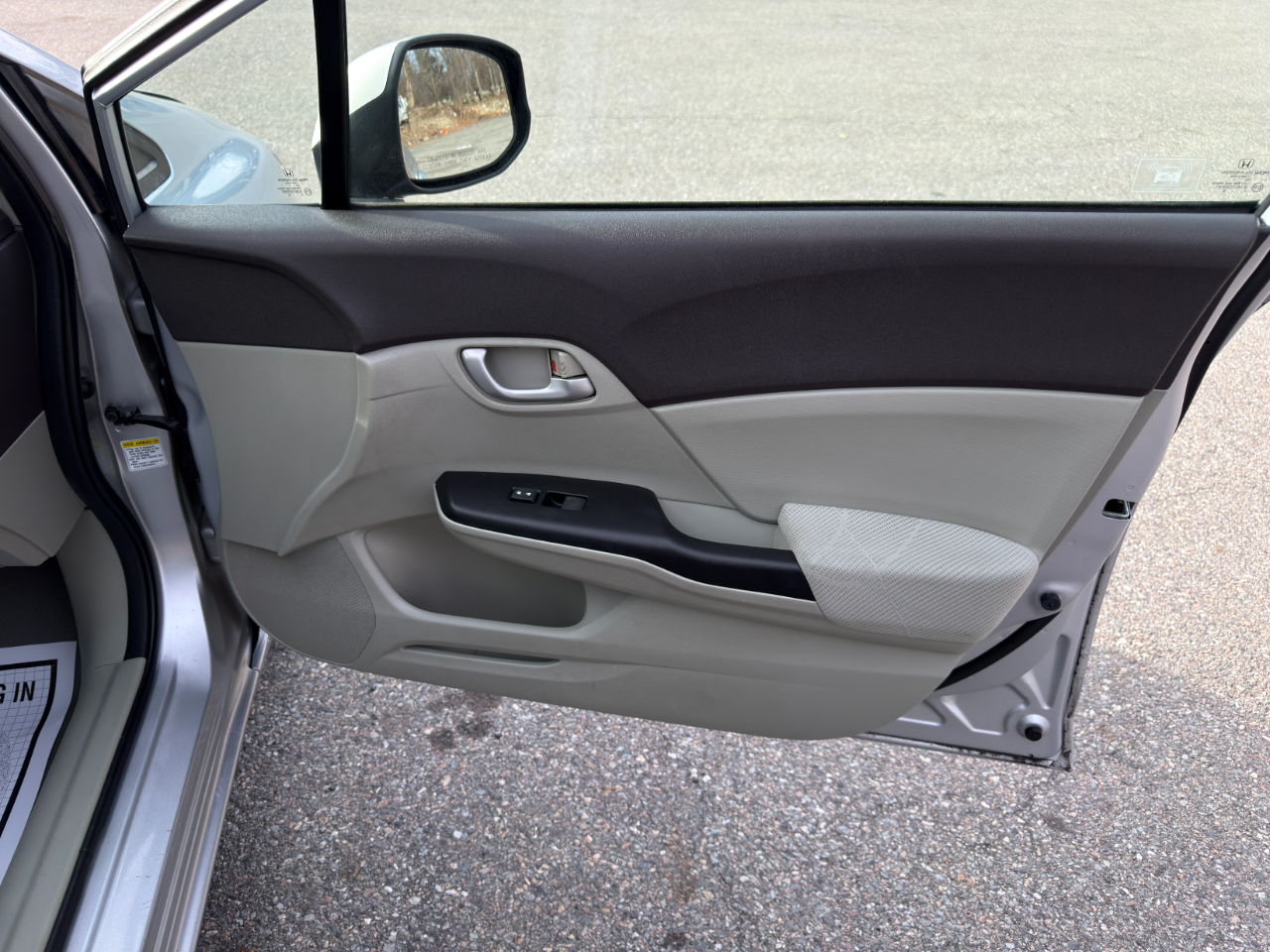 Honda Civic LX Sedan 5-Speed MT 2012