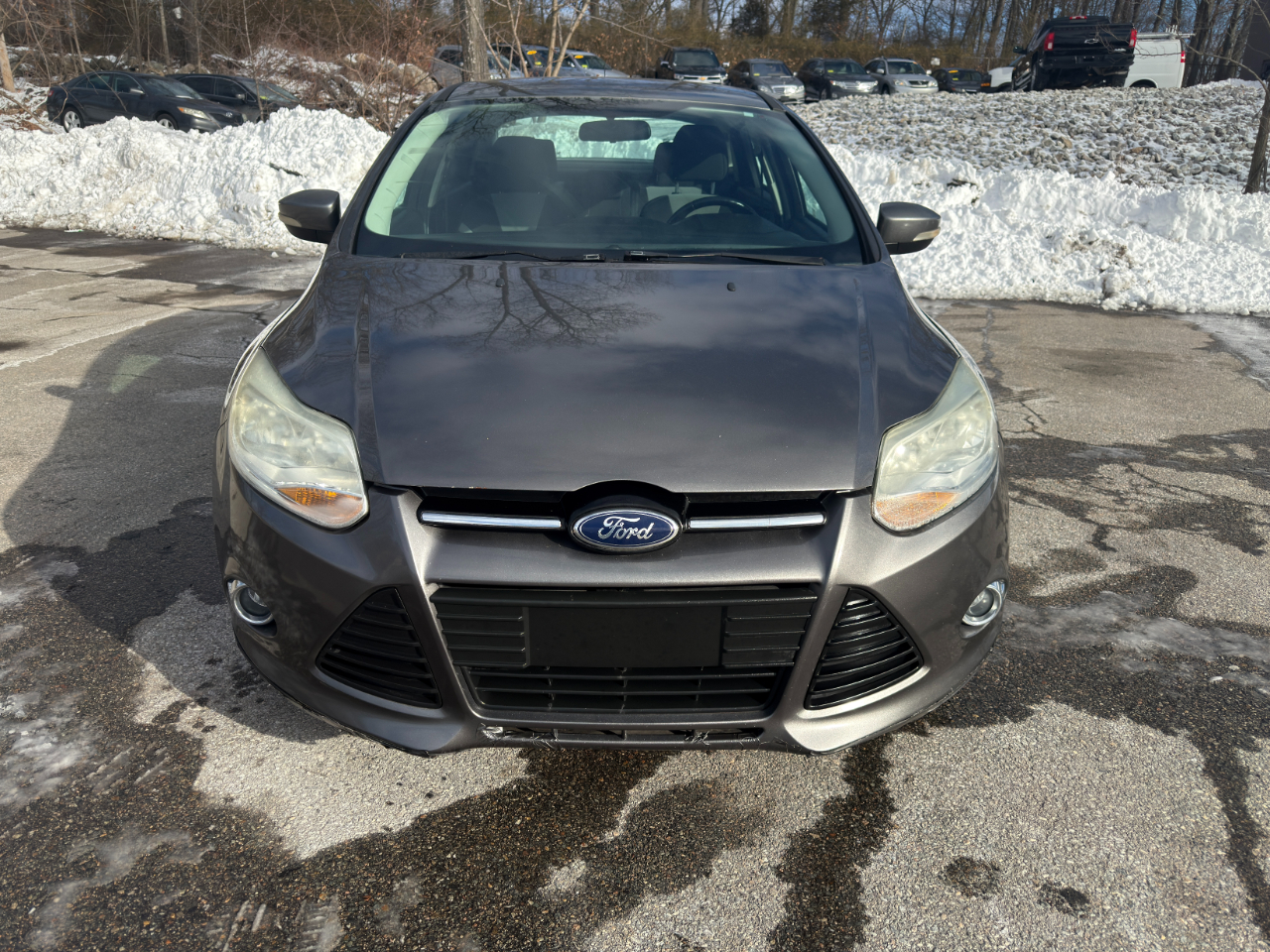 Ford Focus SE Sedan 2012