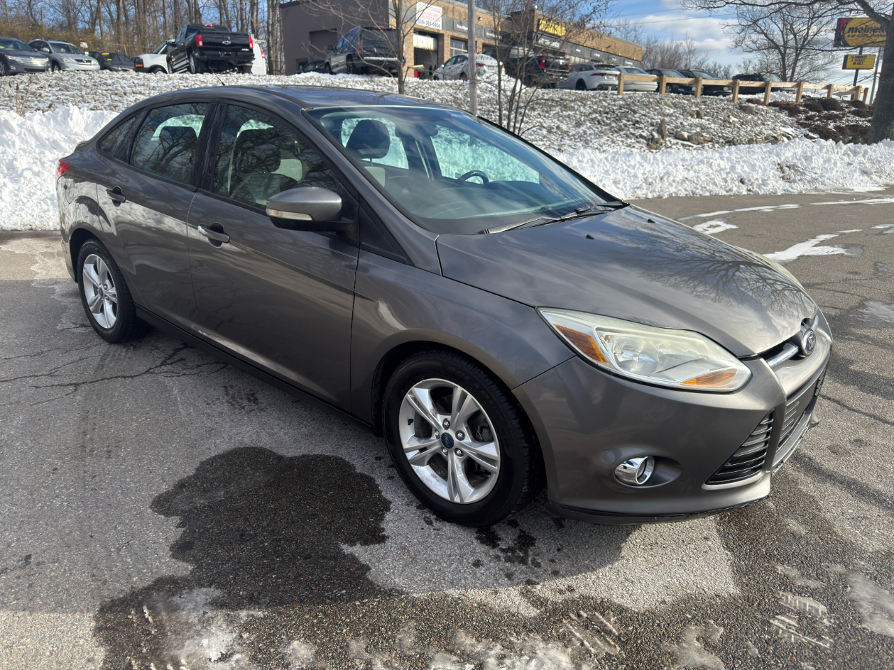 Ford Focus SE Sedan 2012