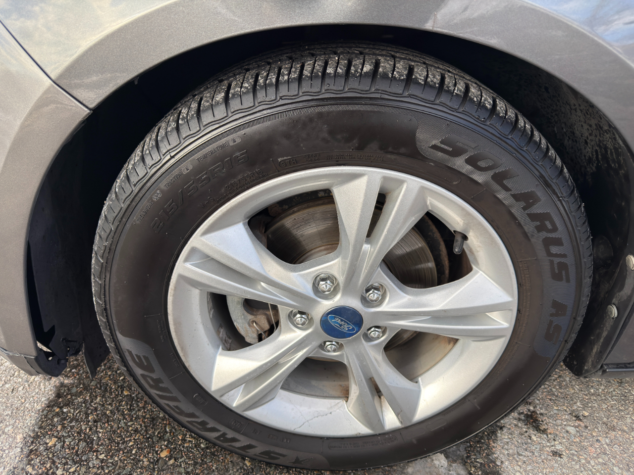 Ford Focus SE Sedan 2012