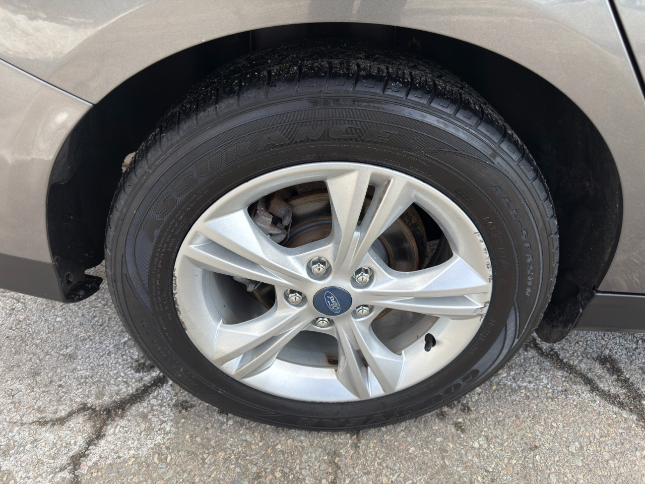 Ford Focus SE Sedan 2012