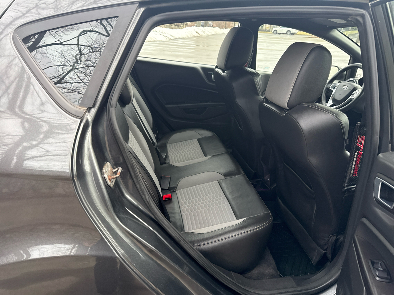 Ford Focus SE Hatch 2013