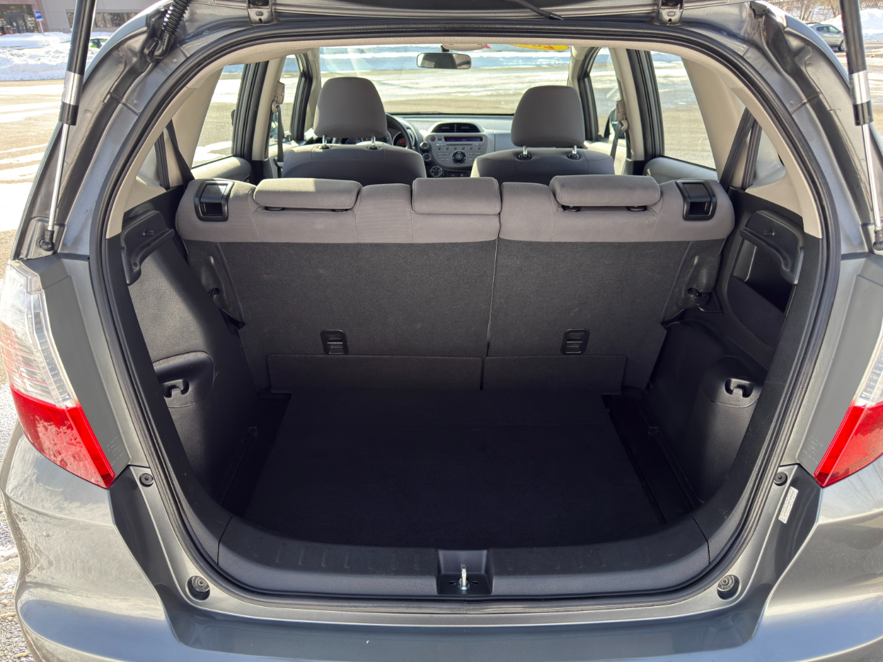 Honda Fit 5-Speed AT 2012