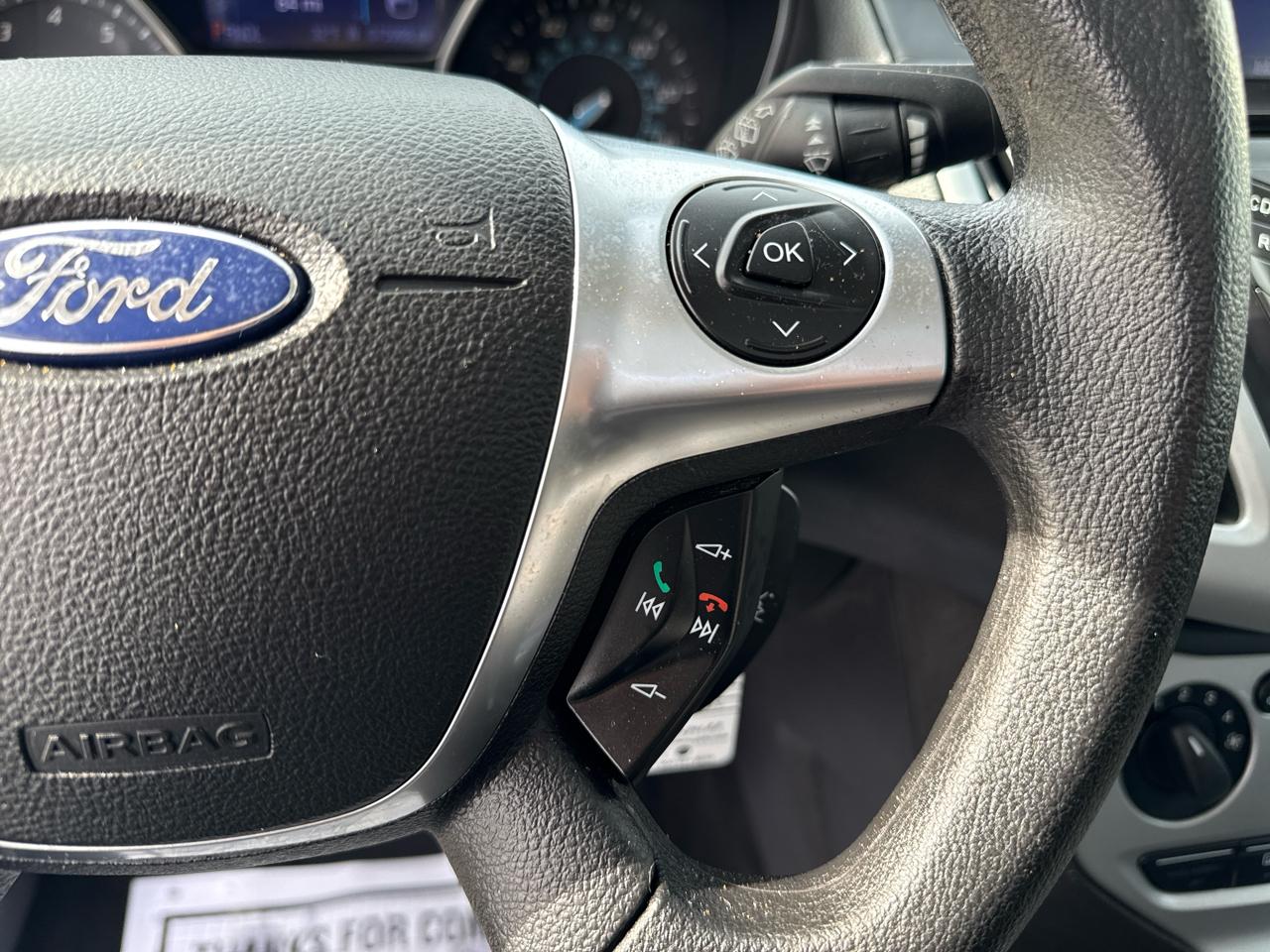 Ford Focus SE Hatch 2013