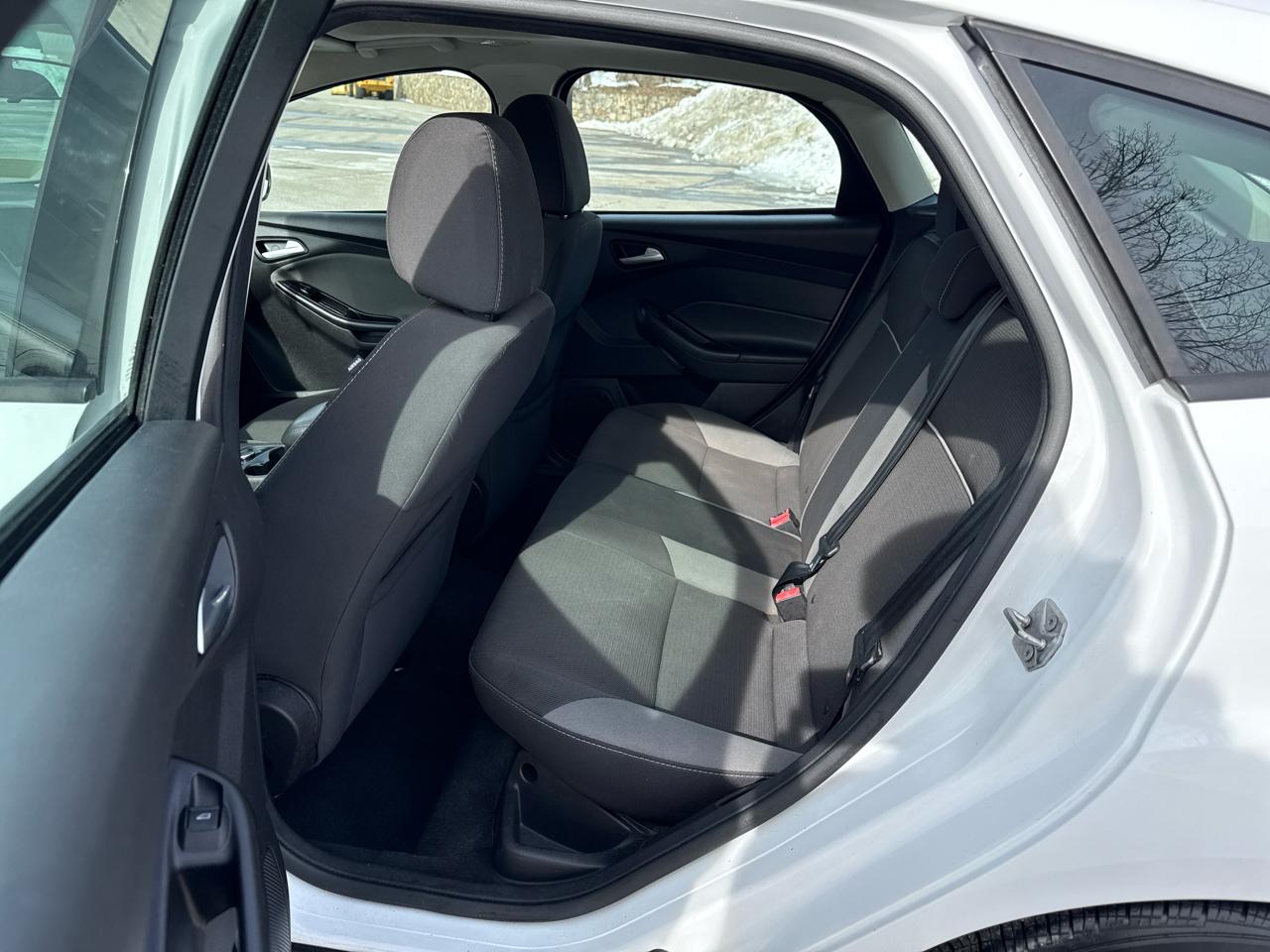 Ford Focus SE Hatch 2013