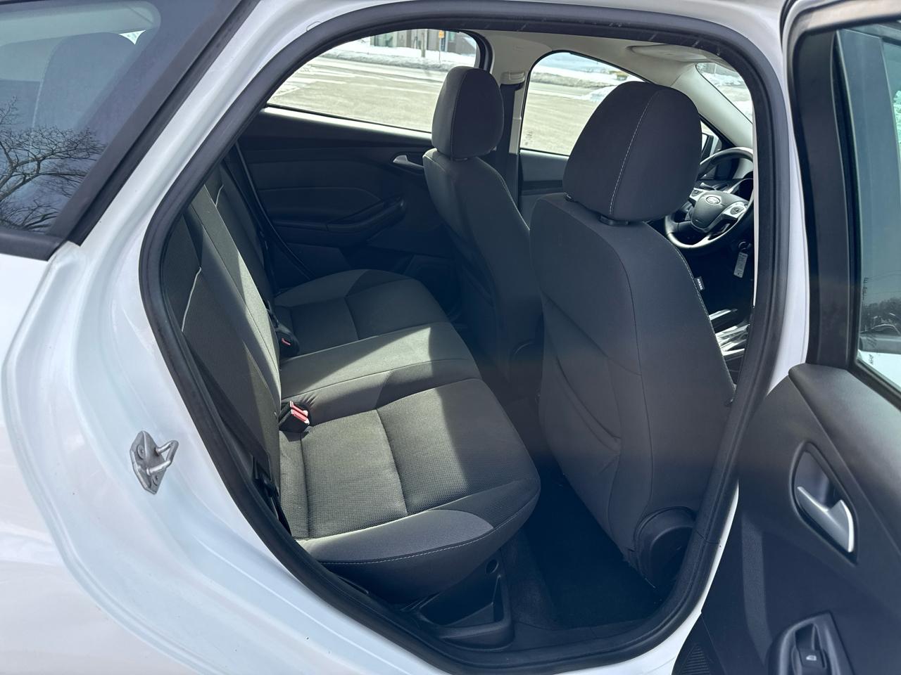 Ford Focus SE Hatch 2013