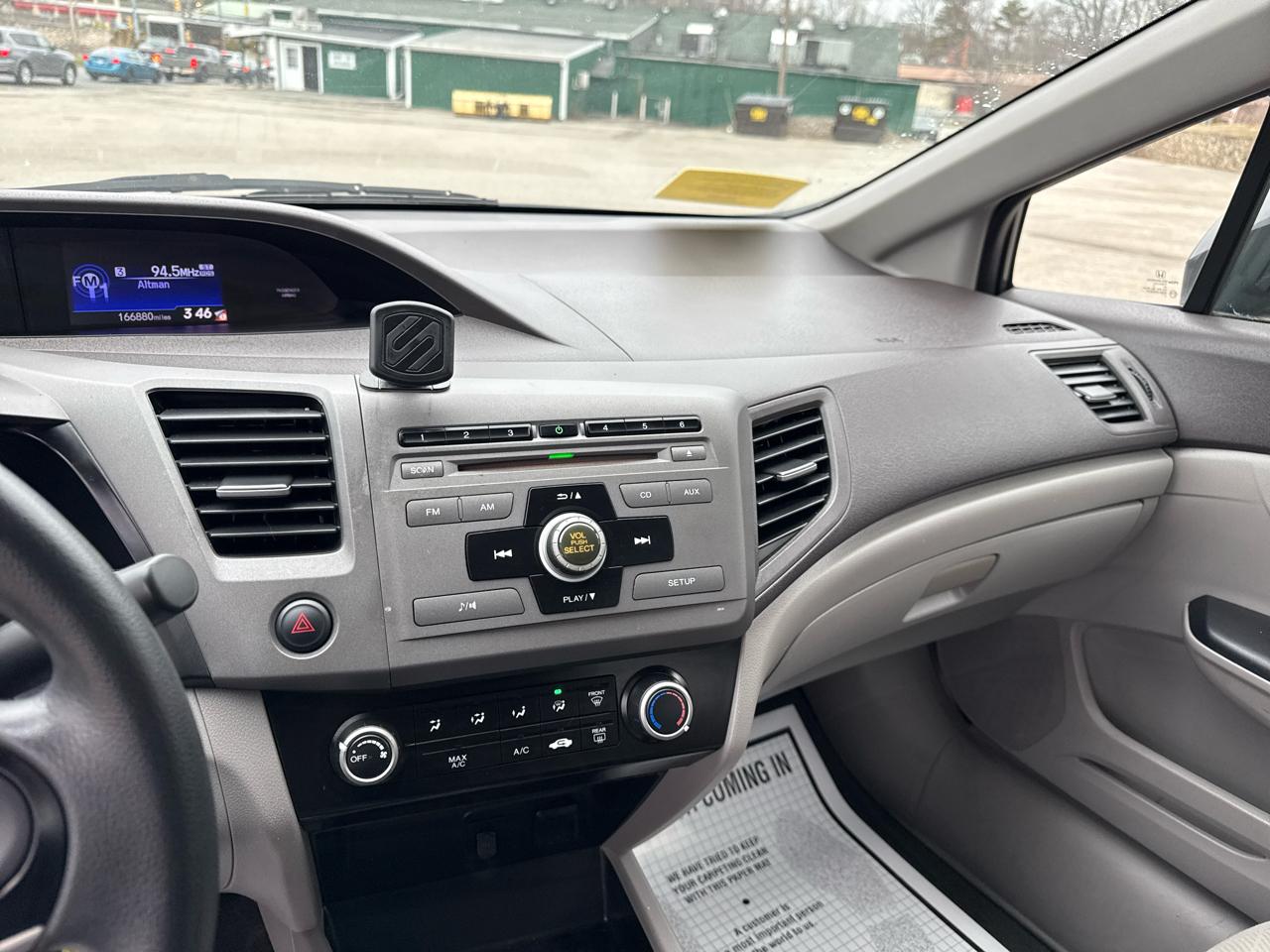 Honda Civic LX Sedan 5-Speed MT 2012