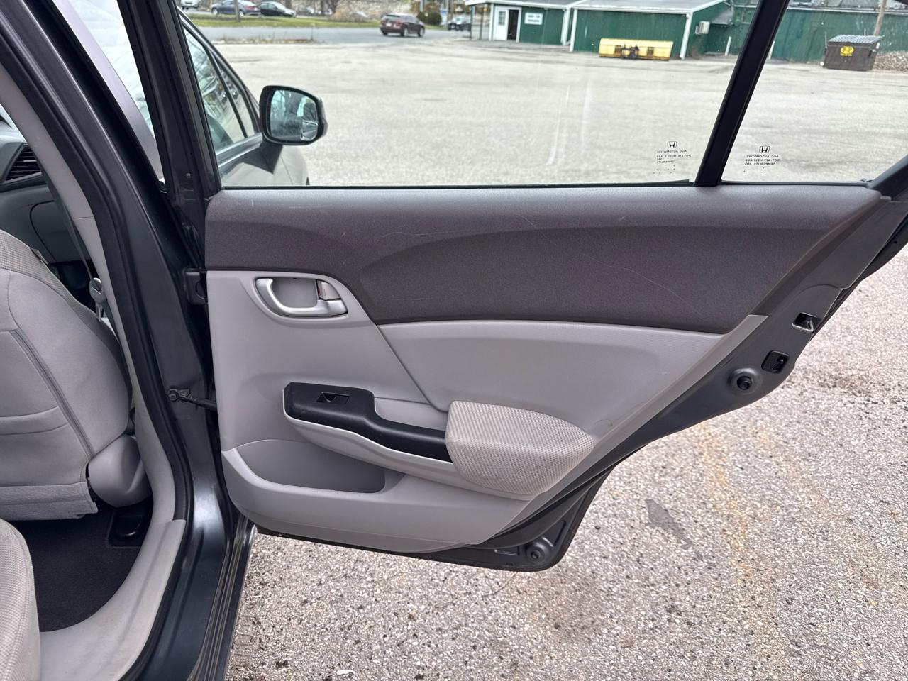 Honda Civic LX Sedan 5-Speed MT 2012