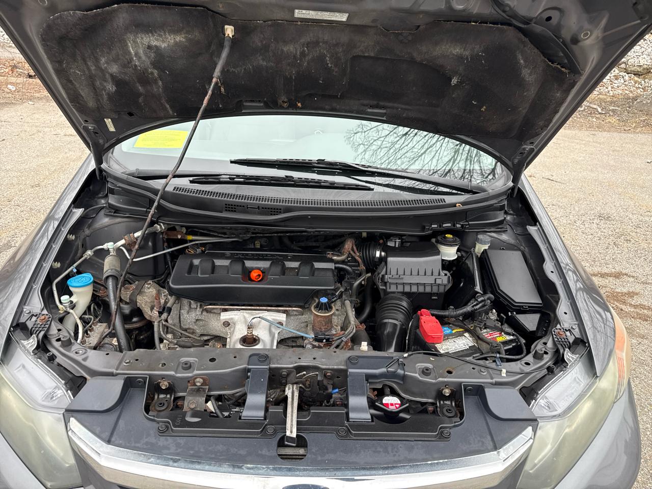 Honda Civic LX Sedan 5-Speed MT 2012