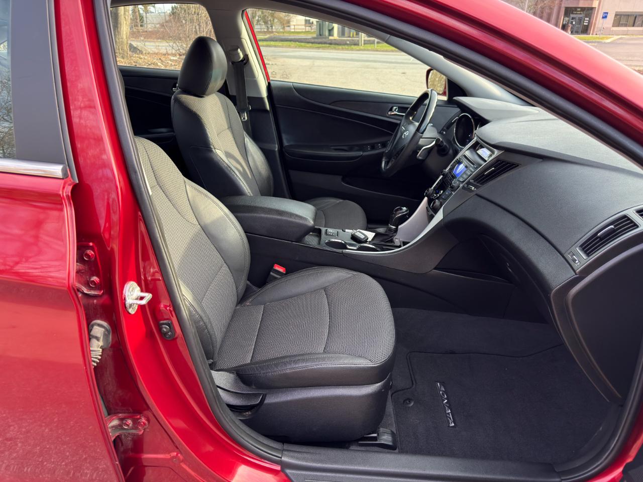 Hyundai Sonata Limited Auto 2013