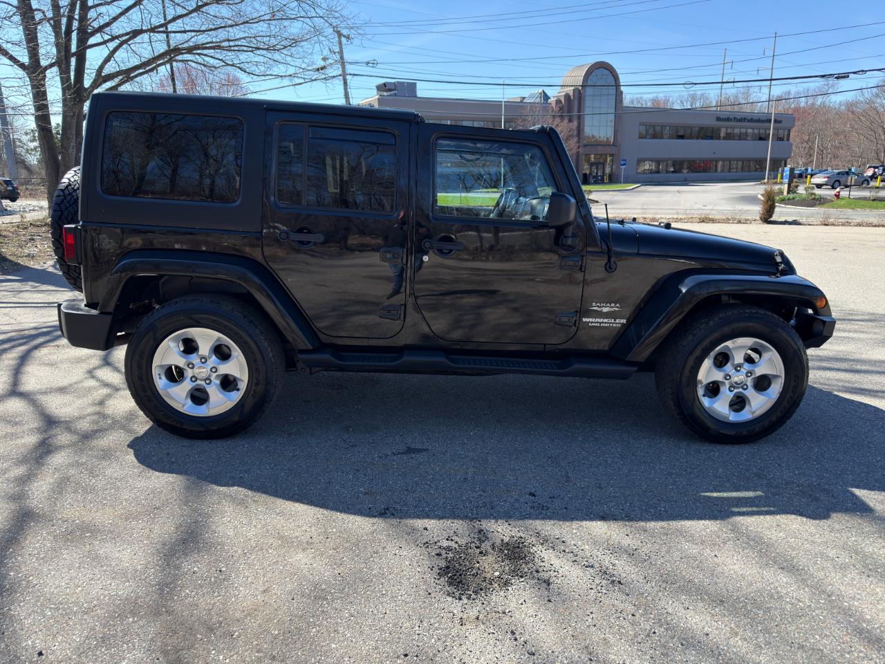 Jeep Wrangler Unlimited Sahara 4WD 2015