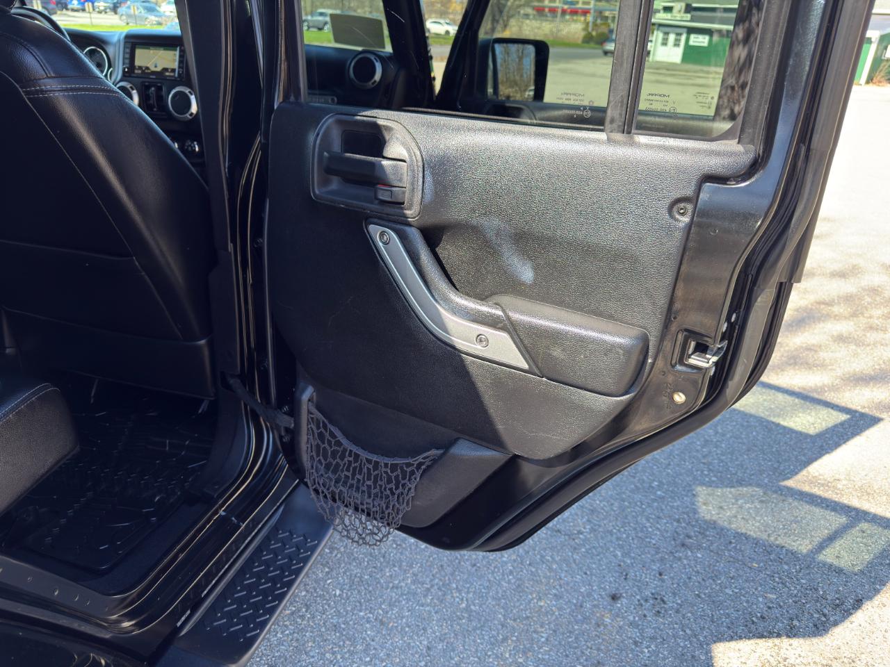 Jeep Wrangler Unlimited Sahara 4WD 2015