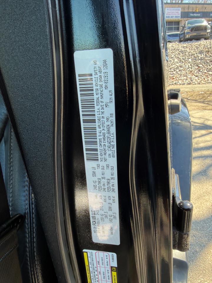Jeep Wrangler Unlimited Sahara 4WD 2015