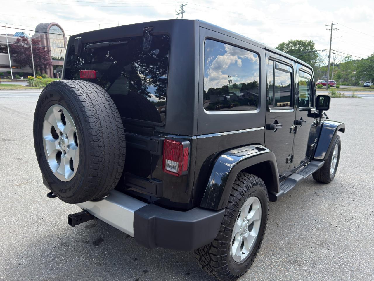Jeep Wrangler Unlimited Sahara 4WD 2015