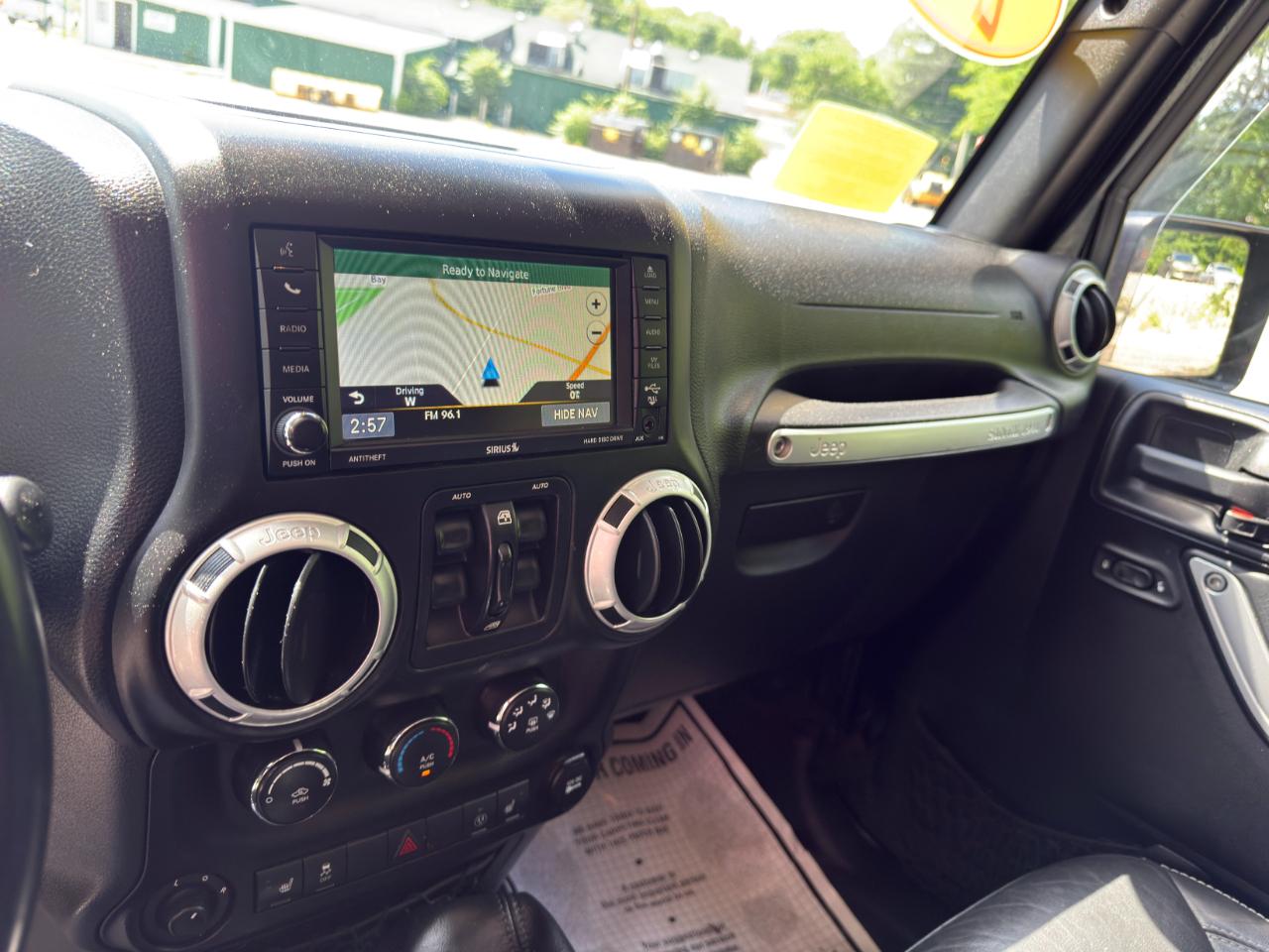 Jeep Wrangler Unlimited Sahara 4WD 2015