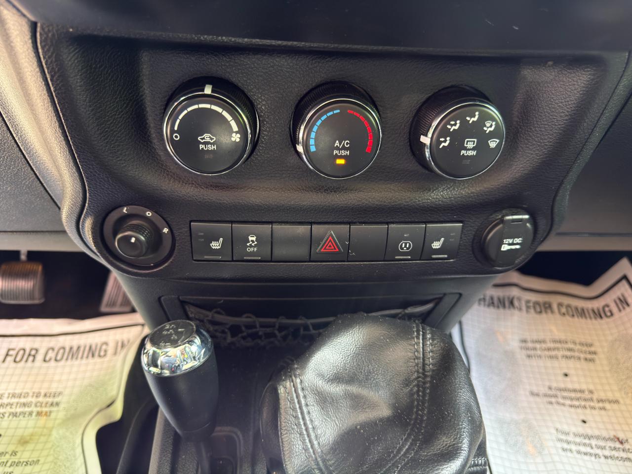Jeep Wrangler Unlimited Sahara 4WD 2015