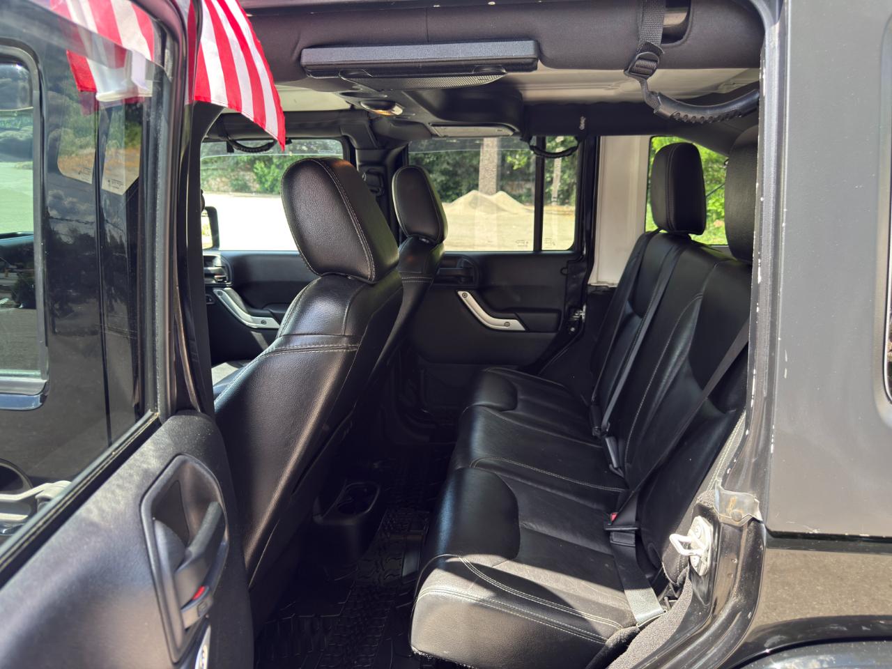 Jeep Wrangler Unlimited Sahara 4WD 2015