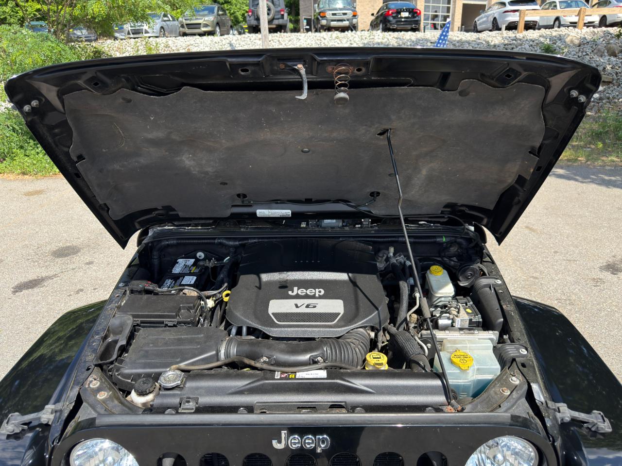 Jeep Wrangler Unlimited Sahara 4WD 2015